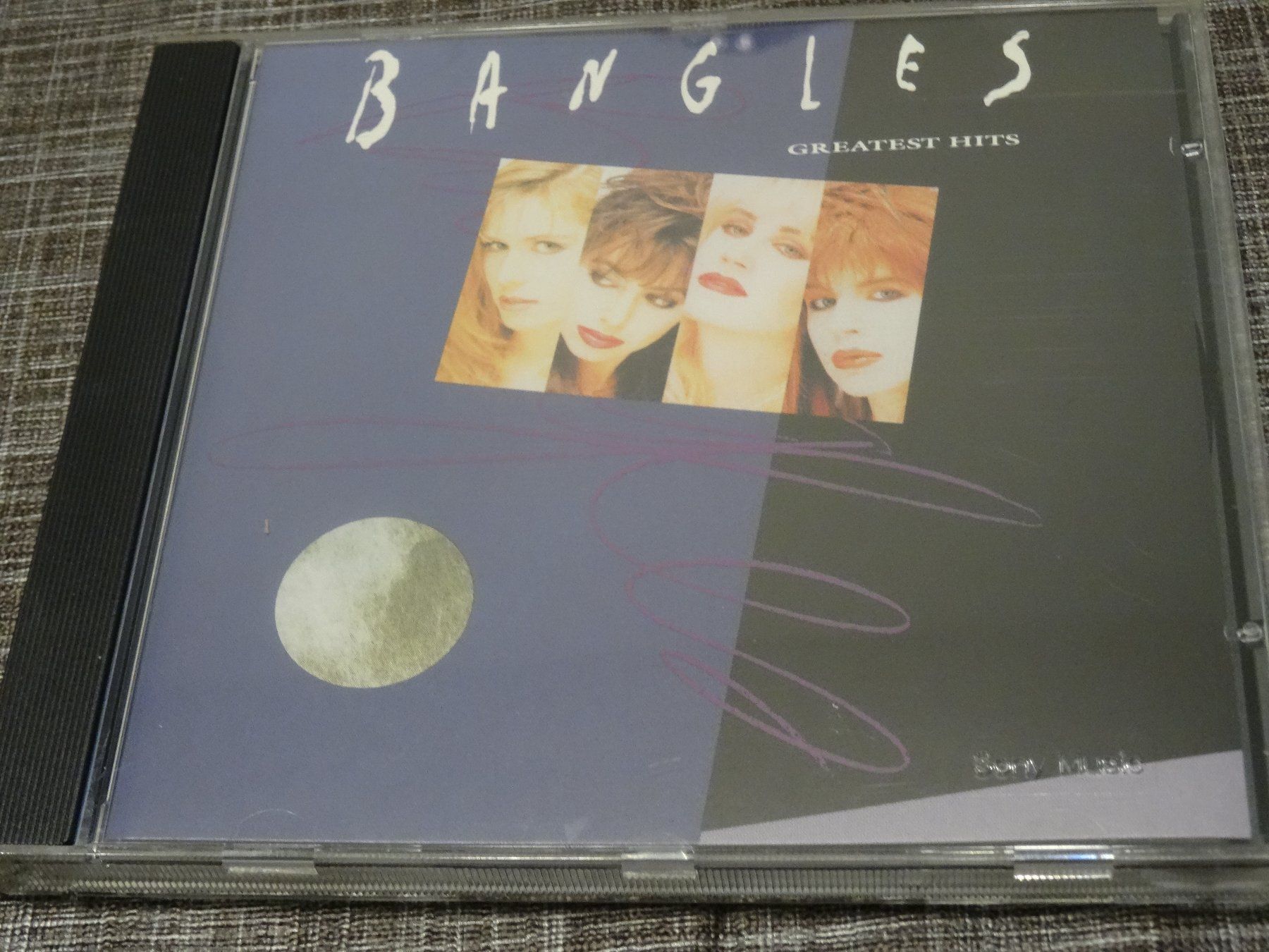 CD: Bangles - Greatest Hits CD – Usato da Olten venduto da Disc-Ausverkauf
