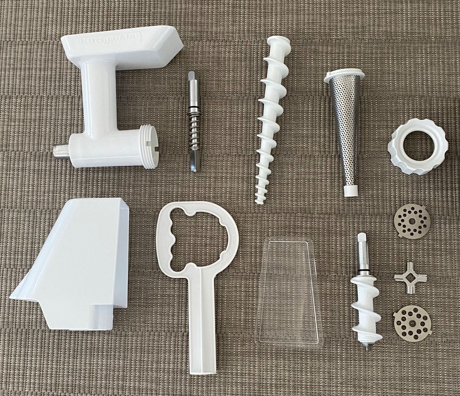 Kitchenaid Küchengeräte: KitchenAid Fleischwolf und Pürieraufsatz-Set – Gebraucht aus Bern von Mimmo00 1