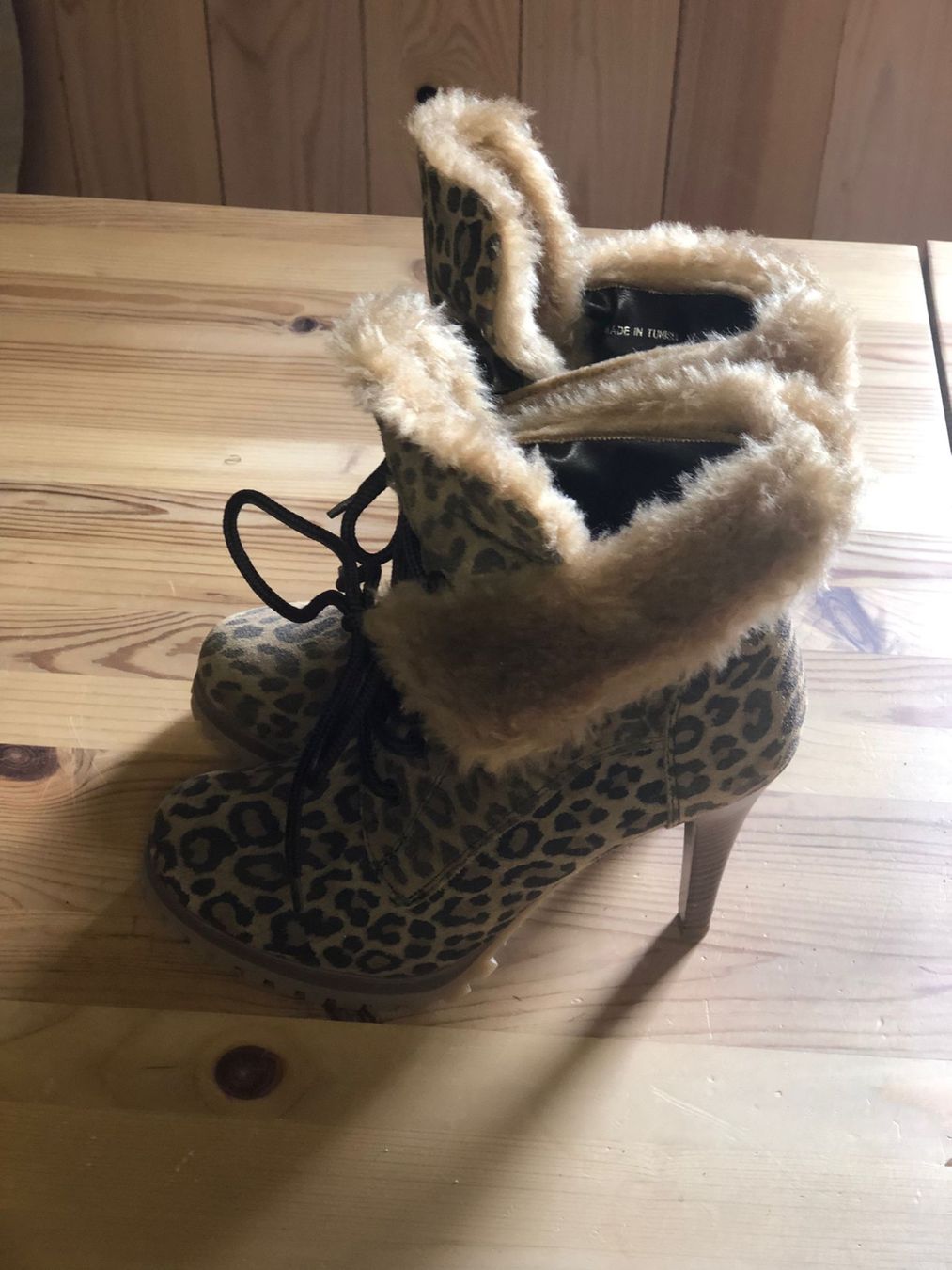 Scarpe da donna: Coole "Bata" Stiefelette Grösse 37 – Usato da Röschenz venduto da Tashroal 3