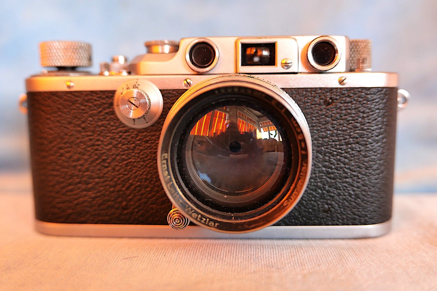 Leica Fotocamera: Leica IIIb 1939 Summitar 1:2/50 + Etui – Usato da Zürich venduto da Kalla36