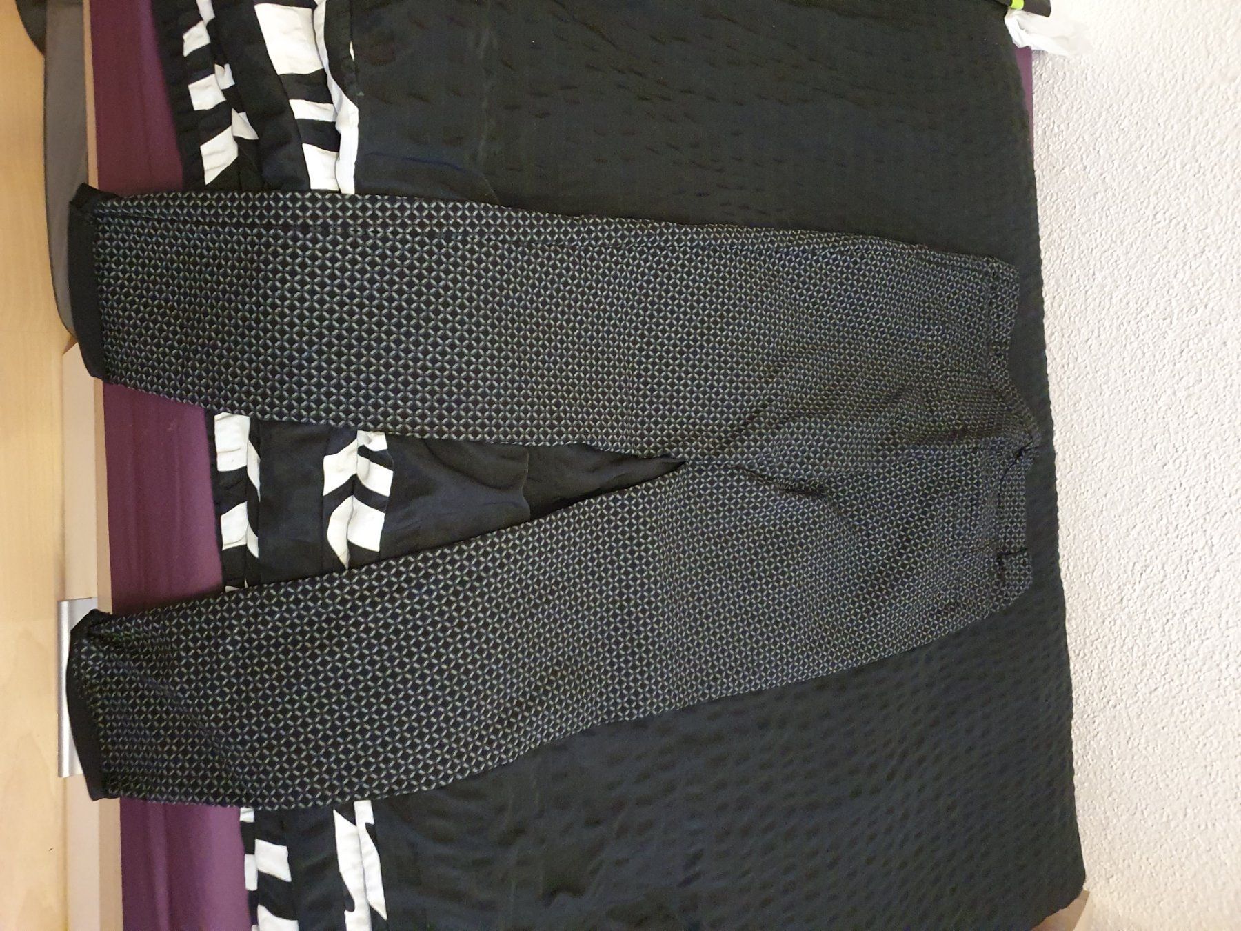 Pantalons: Hose S – D'occasion à Würenlingen par kuh33 2