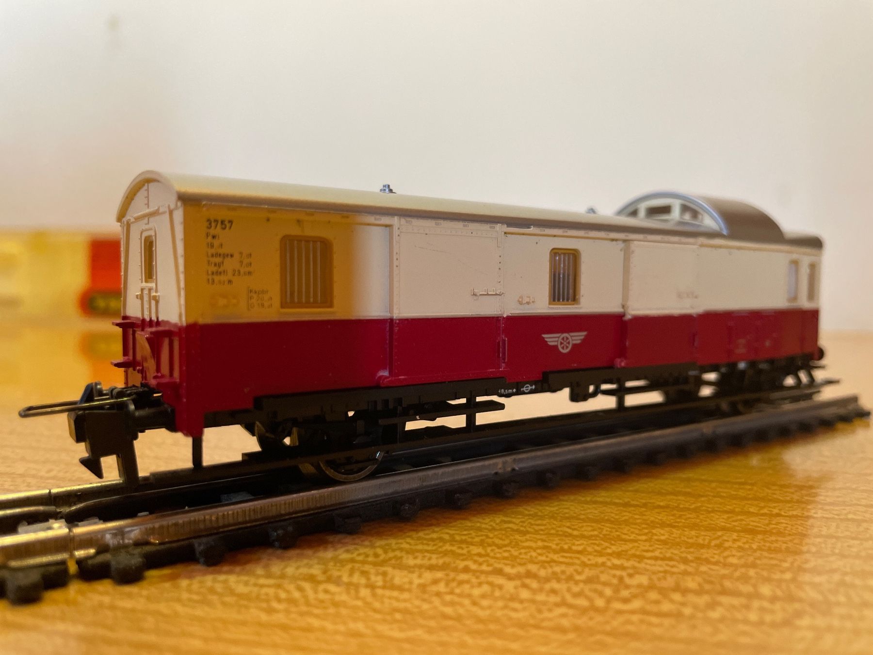 Trix Modelleisenbahnen: Trix H0 weiss rot – Gebraucht aus Suhr von Daneli7 1