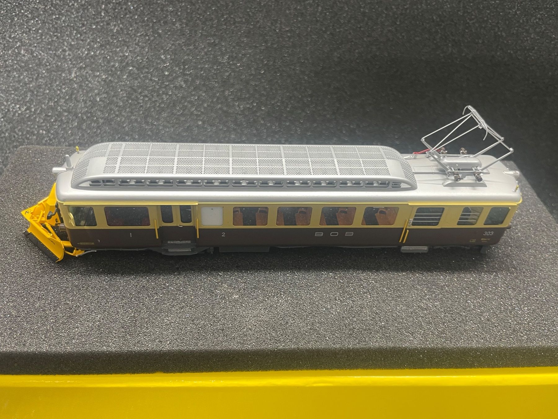 HRF Modelleisenbahnen: HRF BOB - BDeh 4/4 mit Pflug – Gebraucht aus Pfäffikon SZ von bkl_9zp9 8