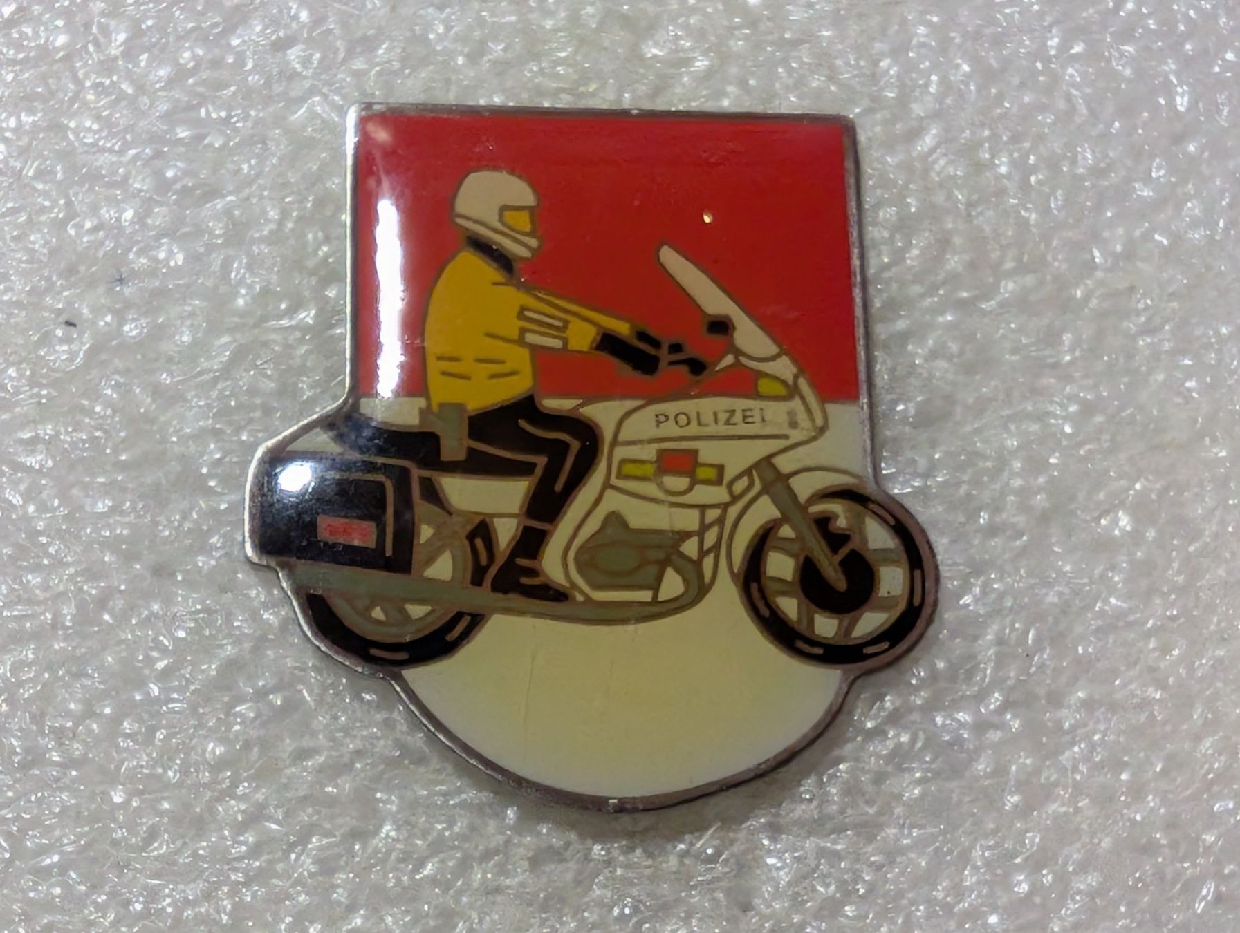Placchette & Badge: Ansteckpin 107: Kapo Solothurn – Usato da Oppligen venduto da Pin-Fall-Shop