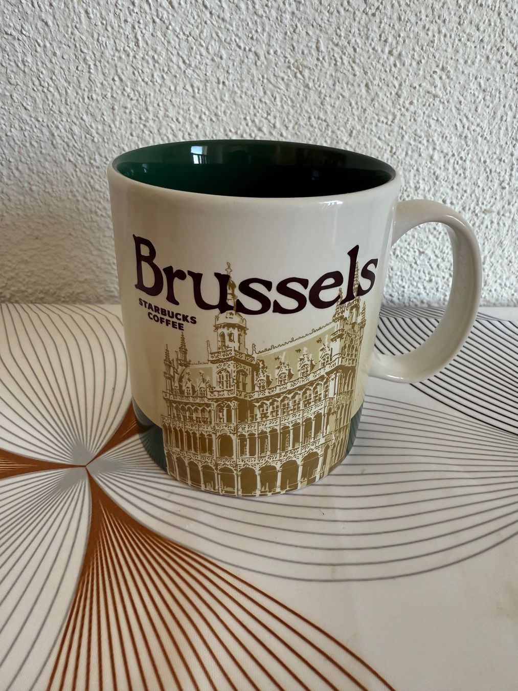 Starbucks Tassen: Starbucks - Brüssel Brussels - Mug Tasse – Gebraucht aus Zürich von Dan_Hak