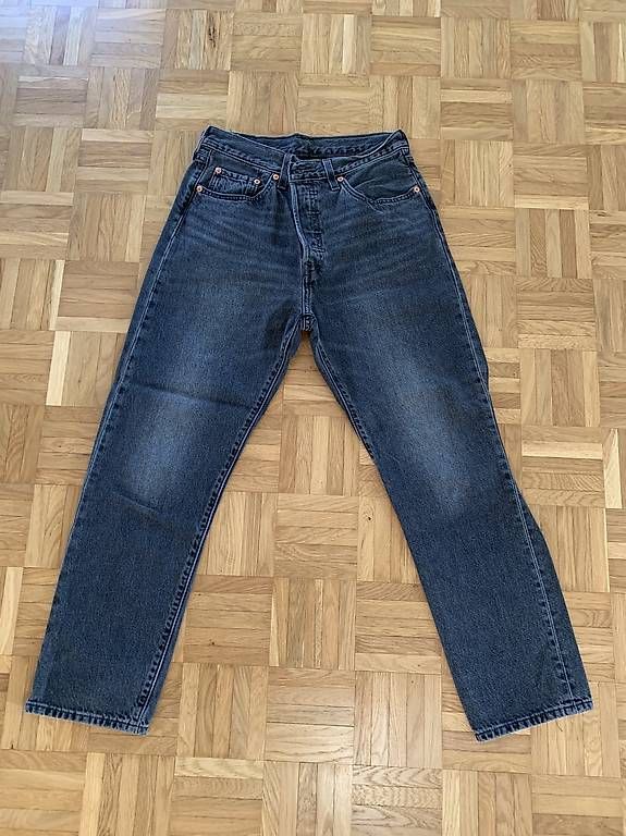 Levi's Jeans: Levi's Jeans 501 – D'occasion à Dübendorf par Laeola