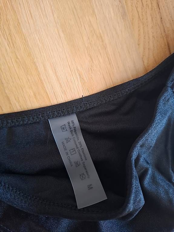 Costumi da bagno & Bikini: Badeanzug für Damen – Usato da Niederuzwil venduto da Liberatopixel 2