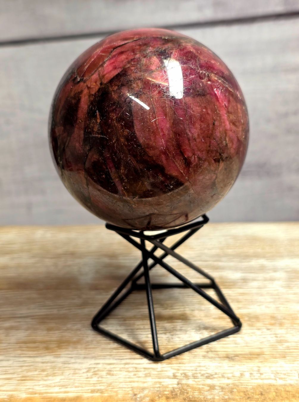 Minerali & Pietre curative: Rhodonit Kugel mit Mica Einschluss 626g – Nuovo e nell'imballaggio originale da Matzingen venduto da Shay_Crystalz 2