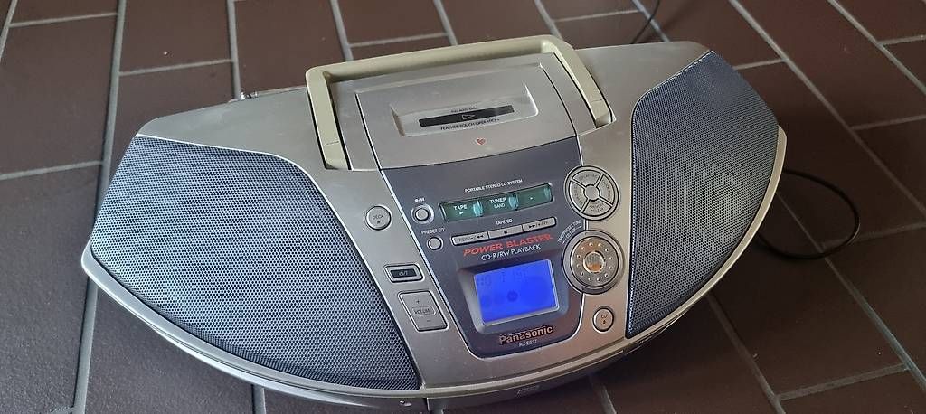 Lecteur multimedia & Streamer: CD + Kasettenplayer – D'occasion à Baden par nozzle 1