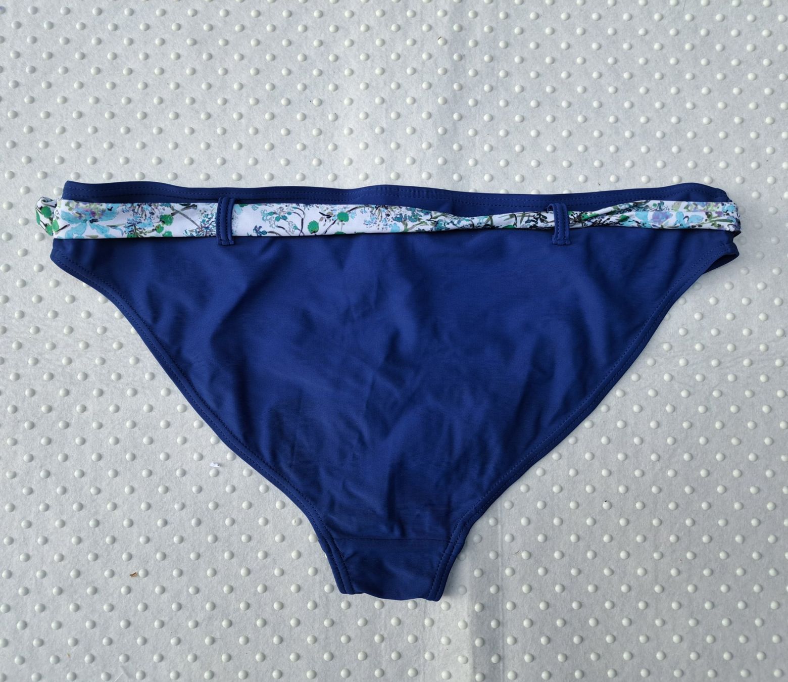 Costumi da bagno & Bikini: NEU! Toller Badeslip EXTEND Gr. 44 – Nuovo (secondo la descrizione) da Gysenstein venduto da joshuas81 3