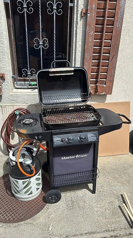 Griglie: Gasgrill – Usato da Schinznach Dorf venduto da HaRibOo_xD