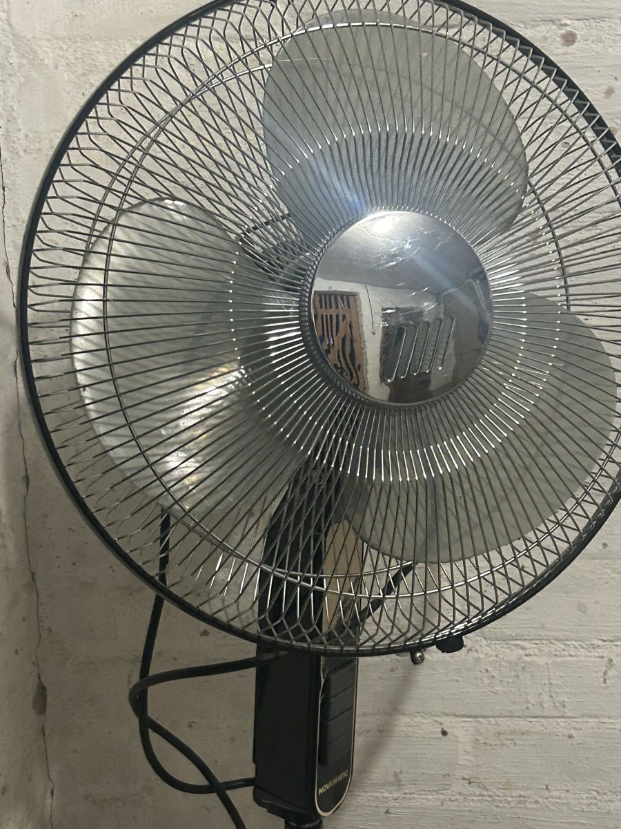 Novamatic Ventilatori: Novamatic Ventilator mit 3 Stufen/schwenkbar – Usato da Winterthur venduto da stella67 2