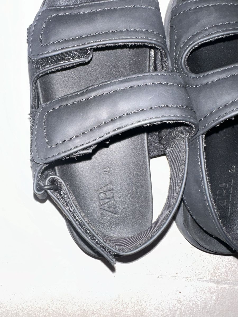 Zara Scarpe per ragazzi: Zara Kinder Sandale – Usato da Uzwil venduto da sul_svh6 3