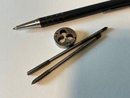 M 4 x 0,75 Gewindebohrer & Schneideisen, von DC Swiss