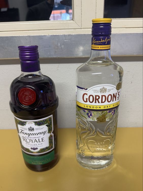 Tanqueray Royale & Gordon's Gin, 2 Flaschen, Top! (Gebraucht) in ...