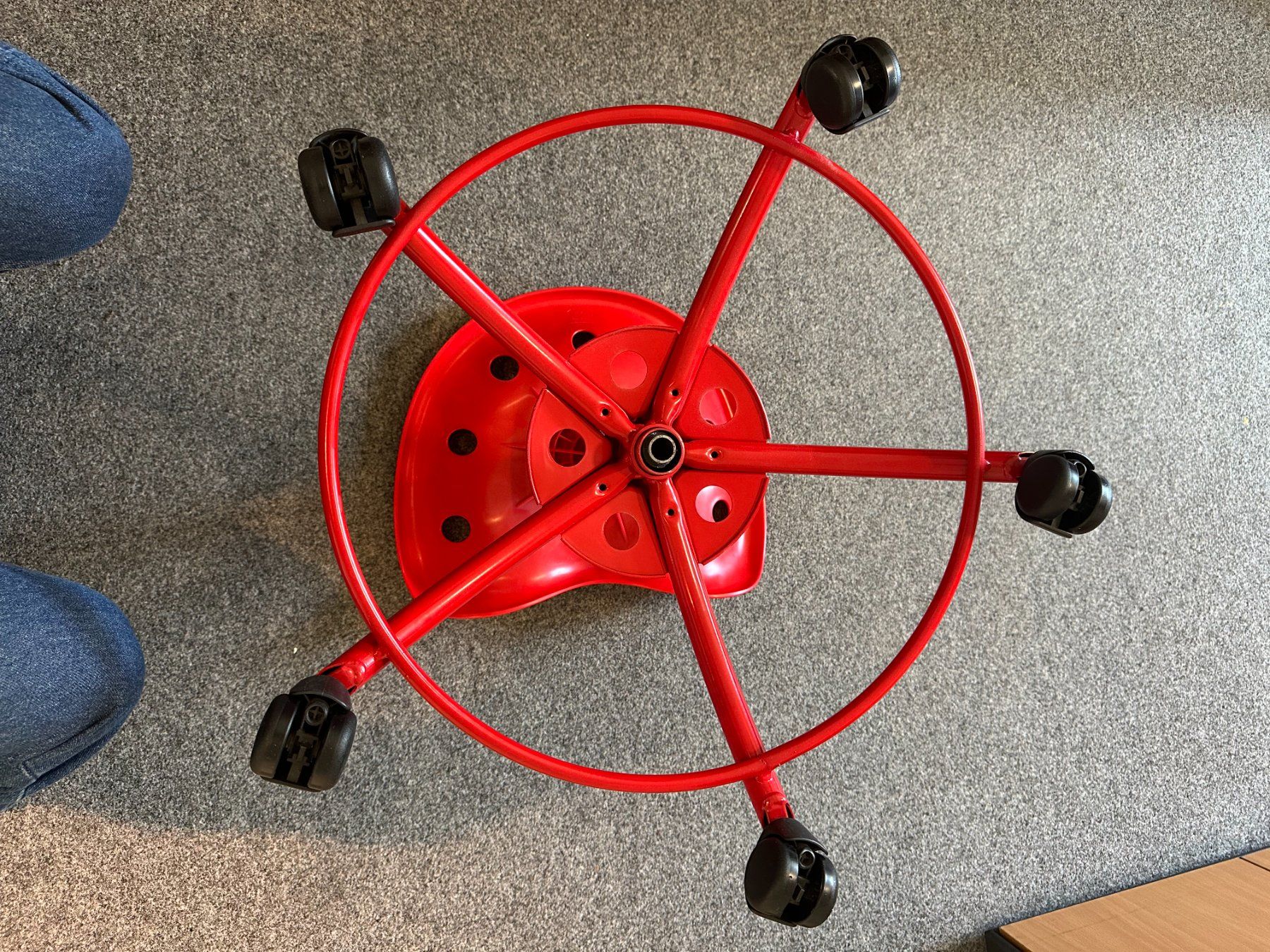 Ikea Sgabelli: IKEA Rollhocker Traktorsitz rot Metallgestell – Usato da Stallikon venduto da Rsiri 1