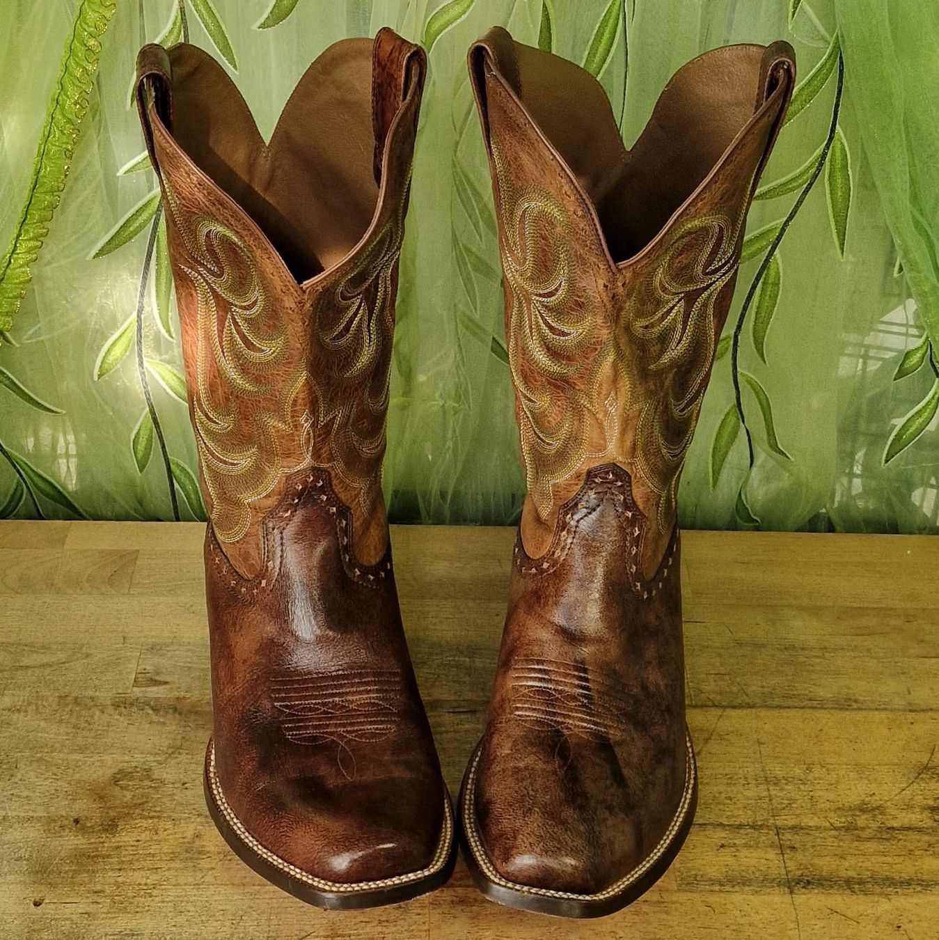 Ariat Herrenschuhe: Ariat Cowboy Boots – Gebraucht aus Merlischachen von Sheavy 1