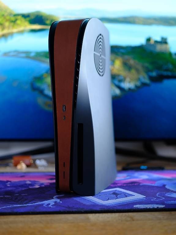 Console: Sony PS5 Disc Edition  – Usato da Winterthur venduto da Panzerbjorn