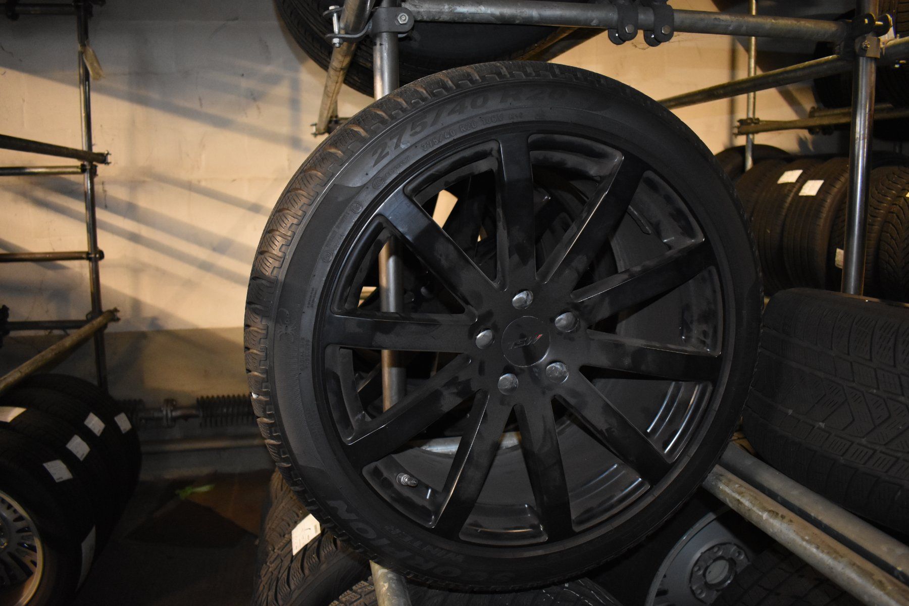 Pneumatici & Ruote complete: Winterkompletträder zu Chevrolet Camaro – Usato da Besenbüren venduto da Senag2020