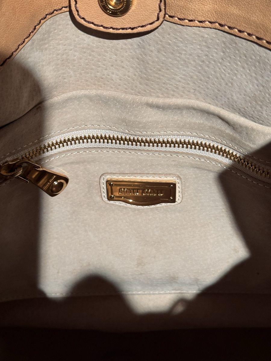 Miu Miu Taschen für Damen: Miu Miu Handtasche  – Gebraucht aus Besenbüren von susanna33 3