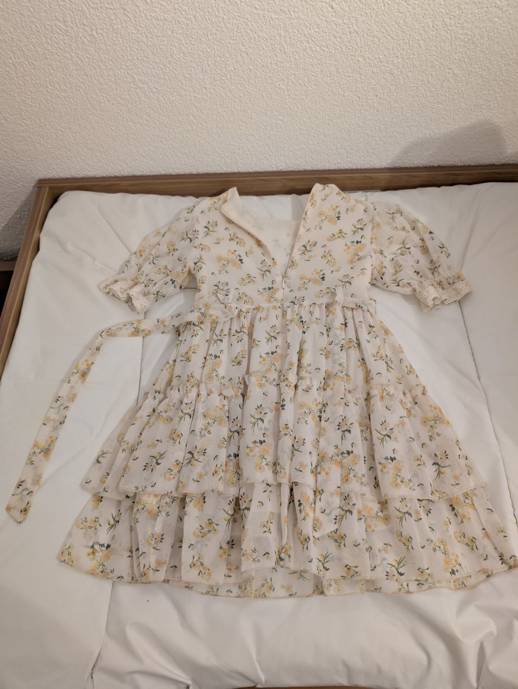 Vestiti & Gonne: Mädchen Kleid mit Schlaufe – Usato da Buchs ZH venduto da nudle10 2