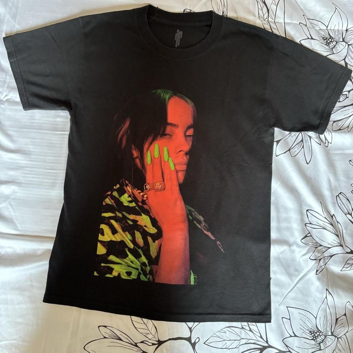 T-shirt: Billie eilish T-Shirt  – Usato da Grellingen venduto da chiara_0106s