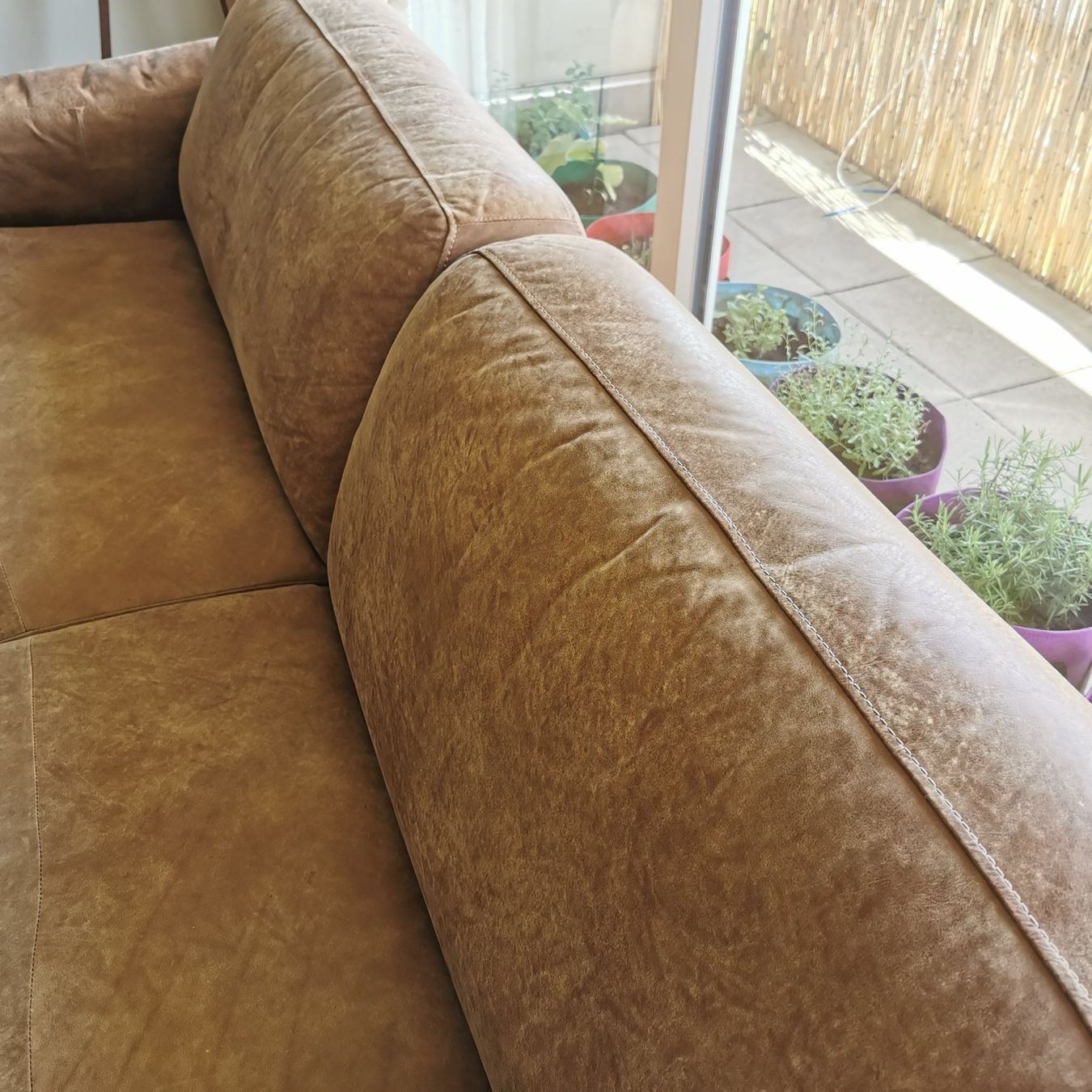 Maisons du monde Divani: Wildledersofa im Industriestil – Nuovo (secondo la descrizione) da Adliswil venduto da bailarina77 2