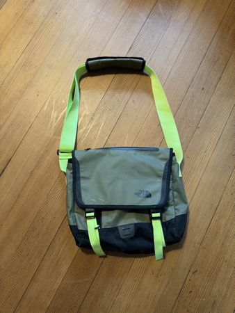North face base camp messenger bag