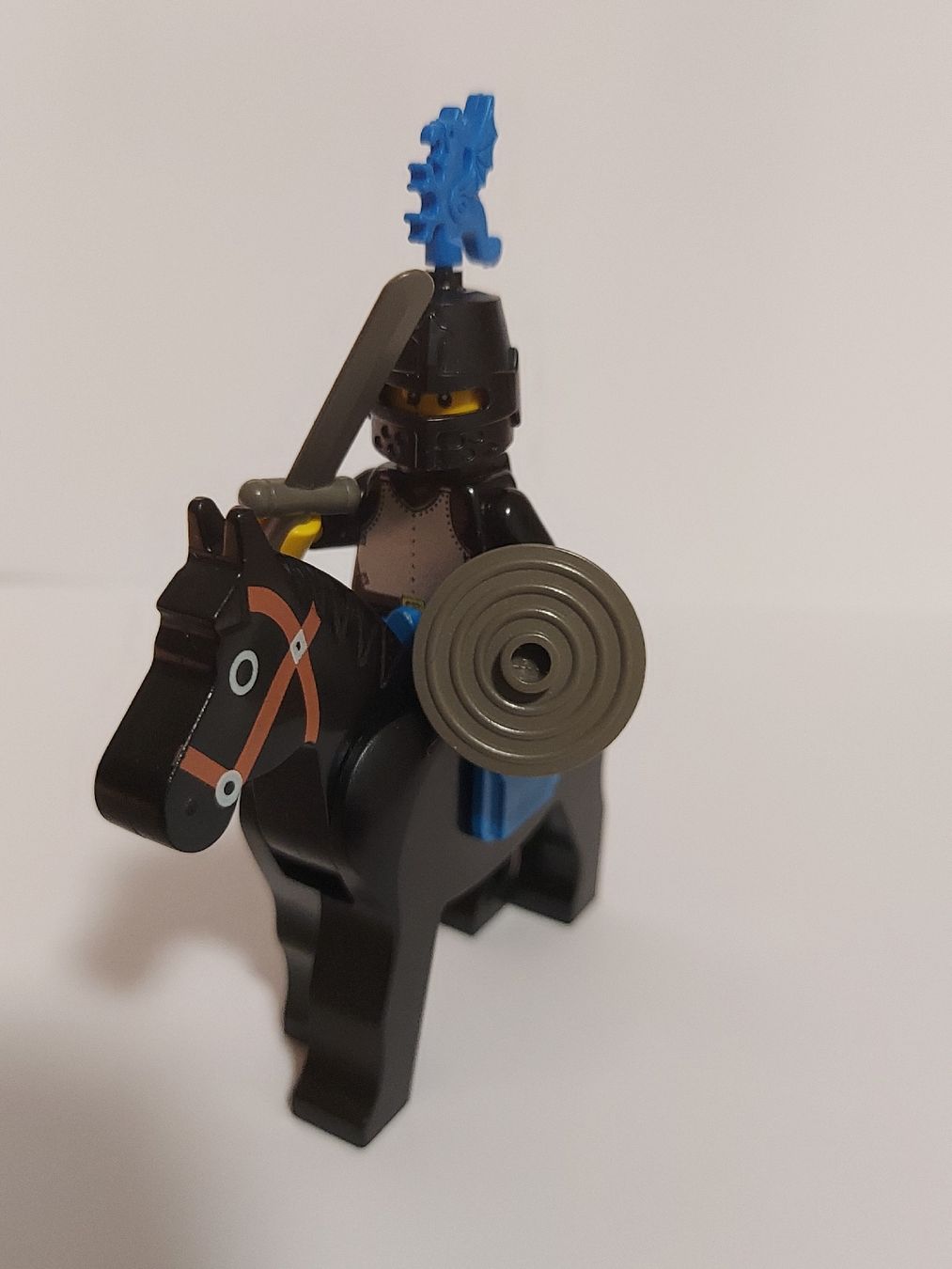 Lego Figuren: Lego Castle Schwarzer Ritter – Gebraucht aus Gossau SG von Iandolo