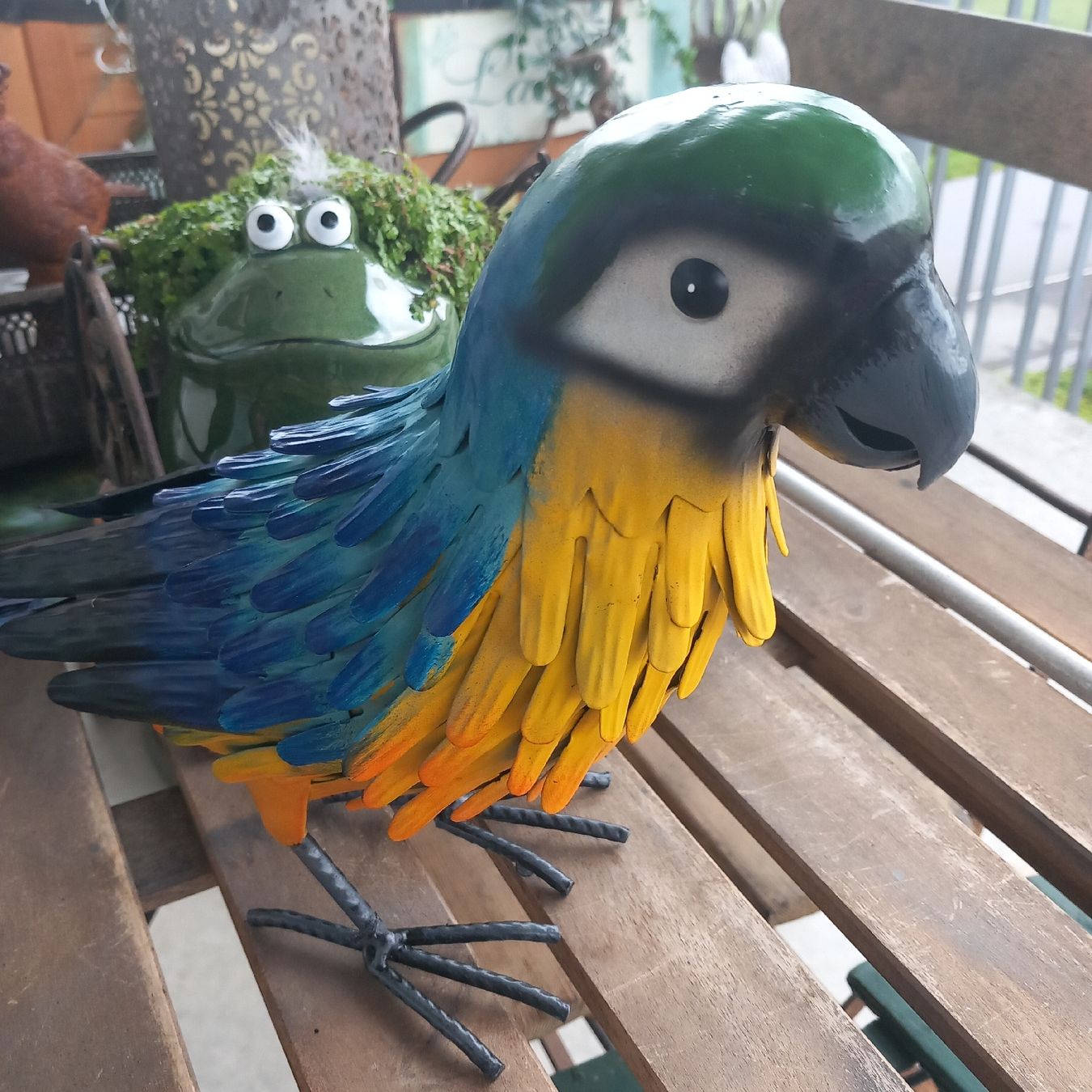 Statuette: Deko Papagei / Metall / Shabby – Nuovo (secondo la descrizione) da Aegerten venduto da gismolini