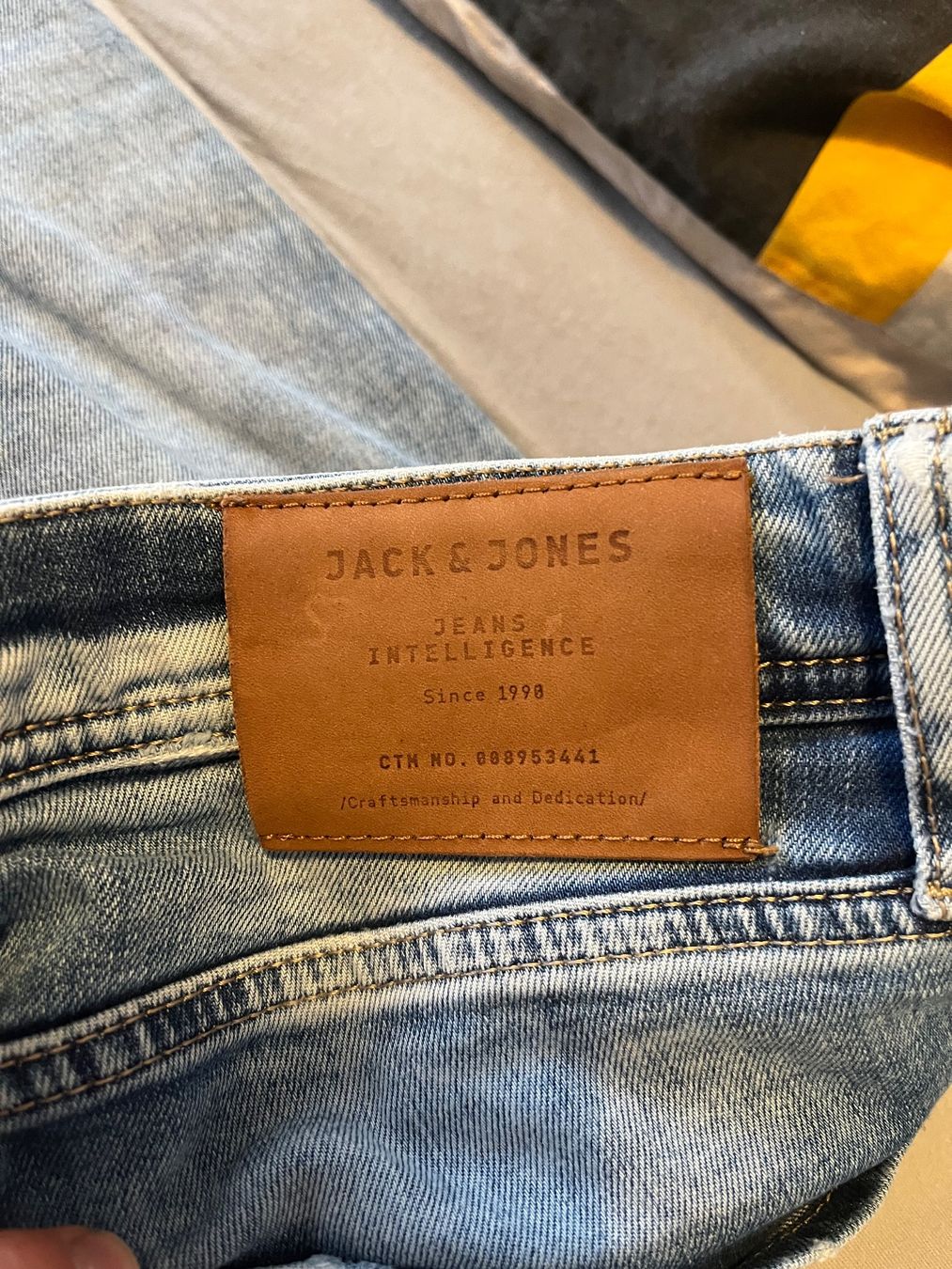 Tommy Hilfiger Jeans: Jeans – Nuovo (secondo la descrizione) da Bure venduto da flo_g9nx 2
