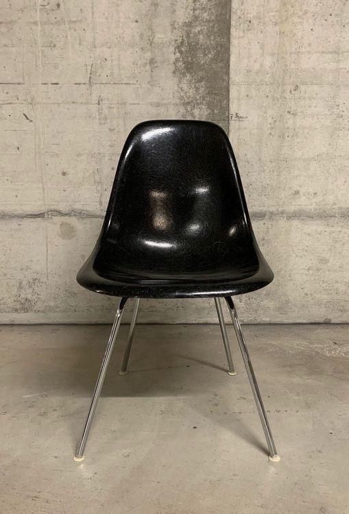 Herman Miller Stühle: 4 side chairs . eames . miller . vitra – Gebraucht aus Basel von Rmo4000