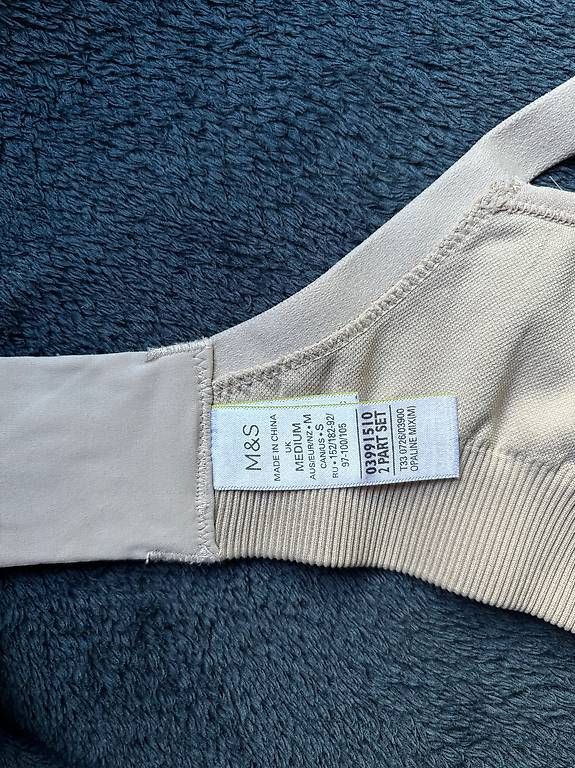Kleiderpakete: Still BHs Gr.M – Gebraucht aus Zürich von majkut 1