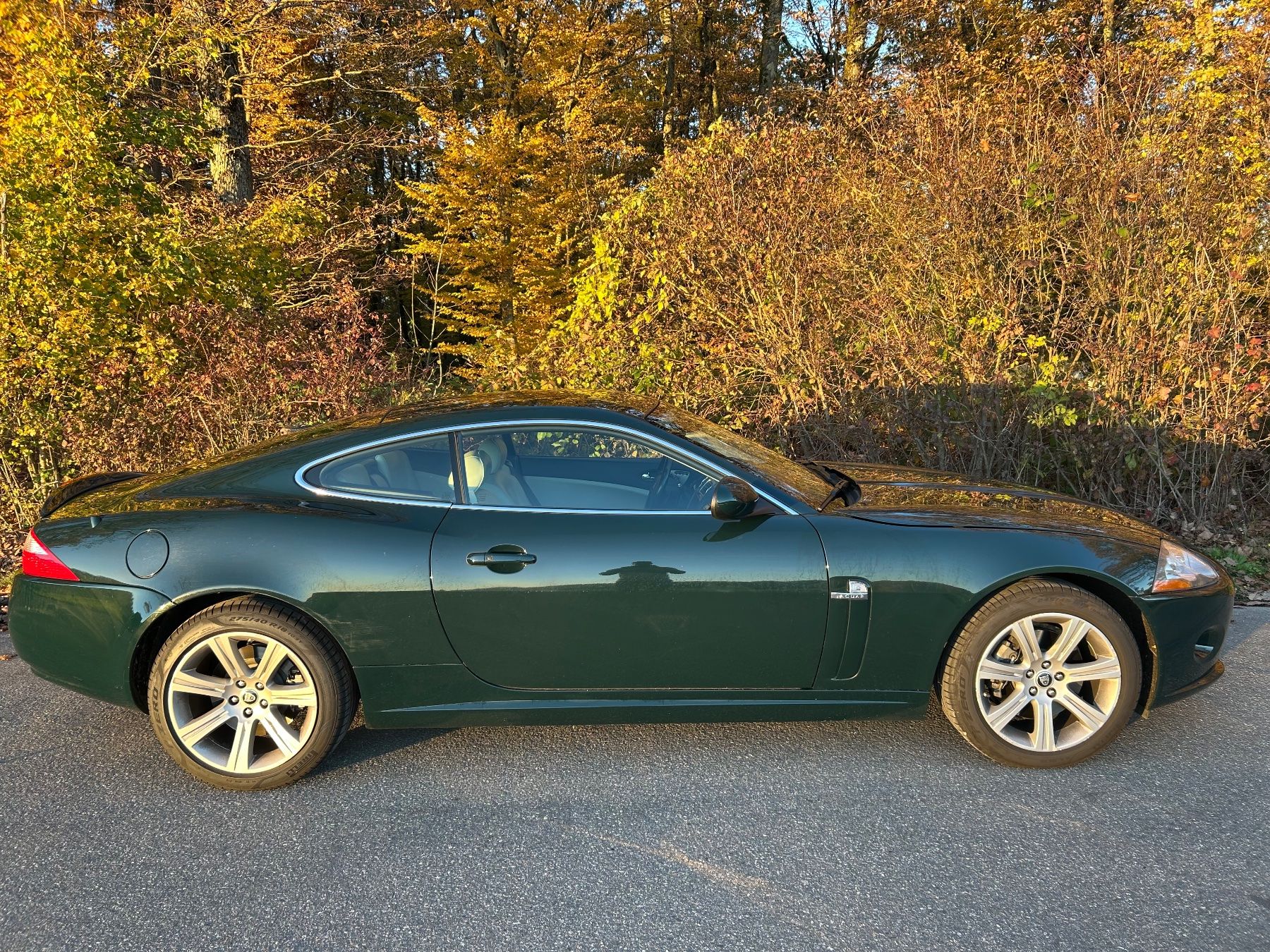 Jaguar Automobili: JAGUAR XK 4.2 – Usato da Savièse venduto da mal_w8m2 3