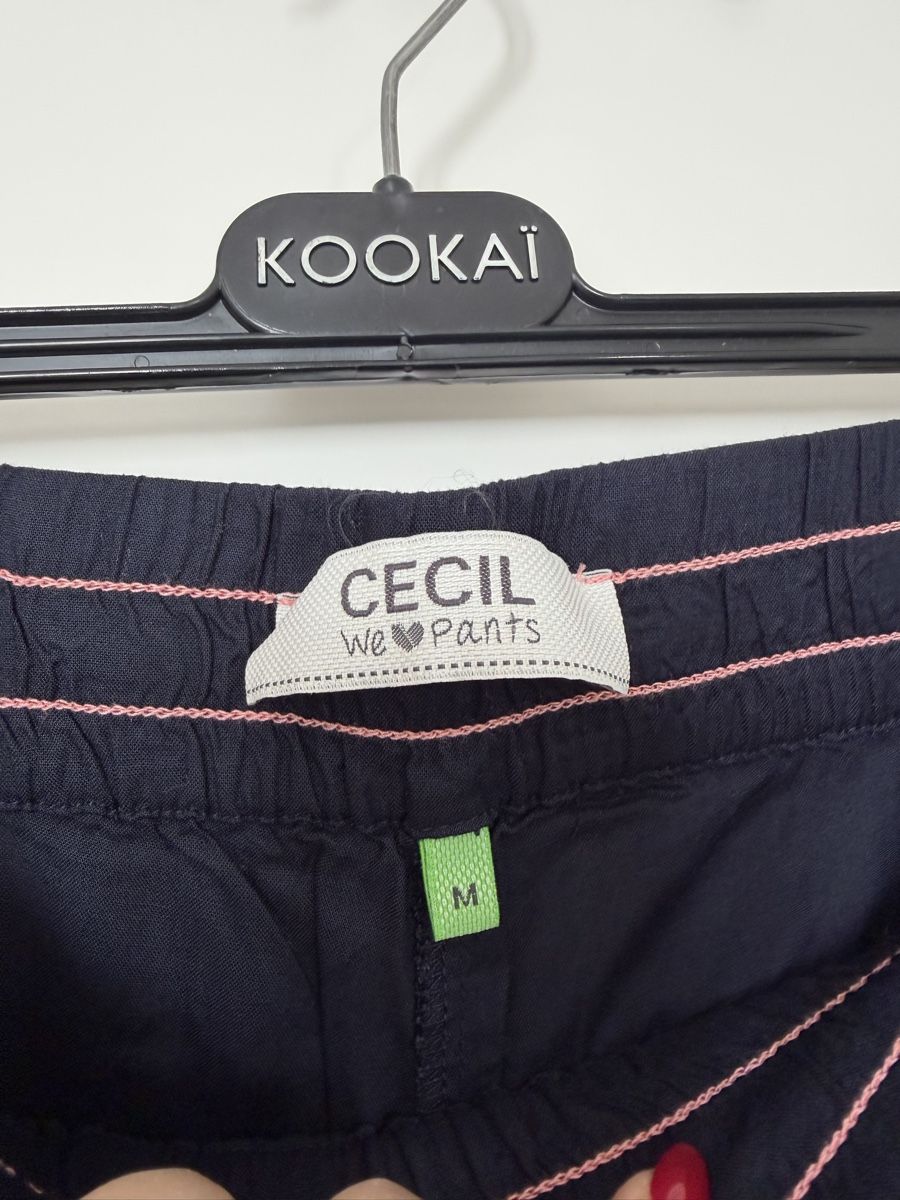 Cecil Pantaloni: Schlupfhose von Cecil, Grösse M,Blau – Usato da Langnau am Albis venduto da Schneeflocke92 4