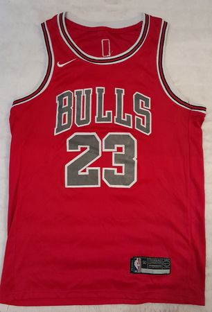 Maillot NBA Michael Jordan Bulls Rouge Taille 50.