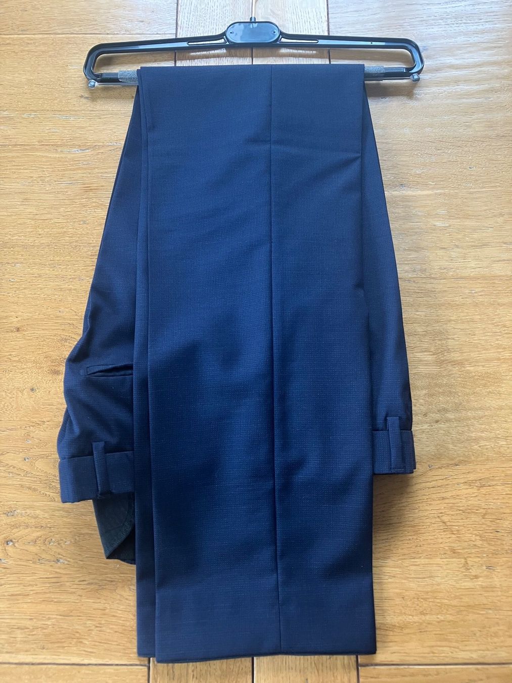 Strellson Completi: Strellson Anzug Herren Gr. 46 Navyblau – Usato da St. Gallen venduto da ti_7knv 7