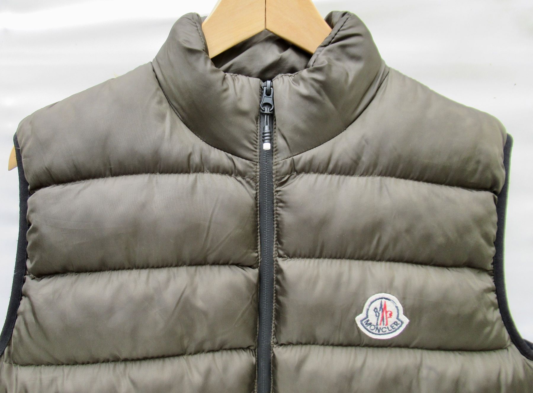 Moncler Gilets & Westen: Moncler Gilet Jacke – Gebraucht aus Bern von Colligentes 2