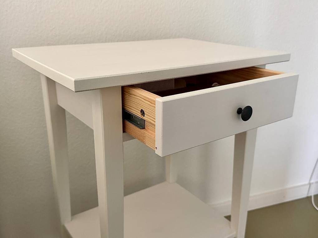 Nachttische: Hemnes Nachttisch weiss  – Gebraucht aus Zürich von maw_67ls 1