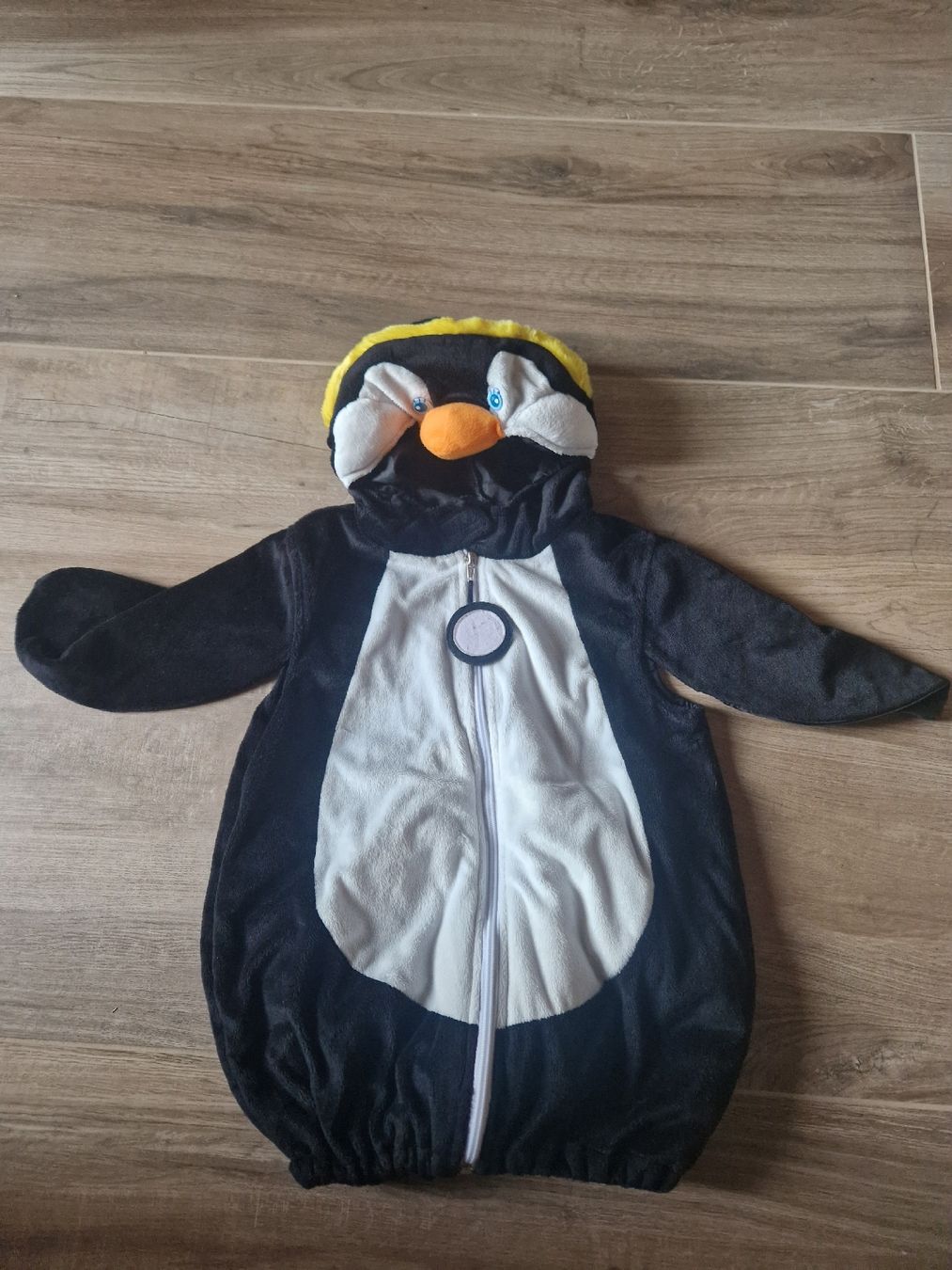Costumi: Fasnachtskostüm Pinguin, 104/110 – Usato da Kaisten venduto da Amore_Rio
