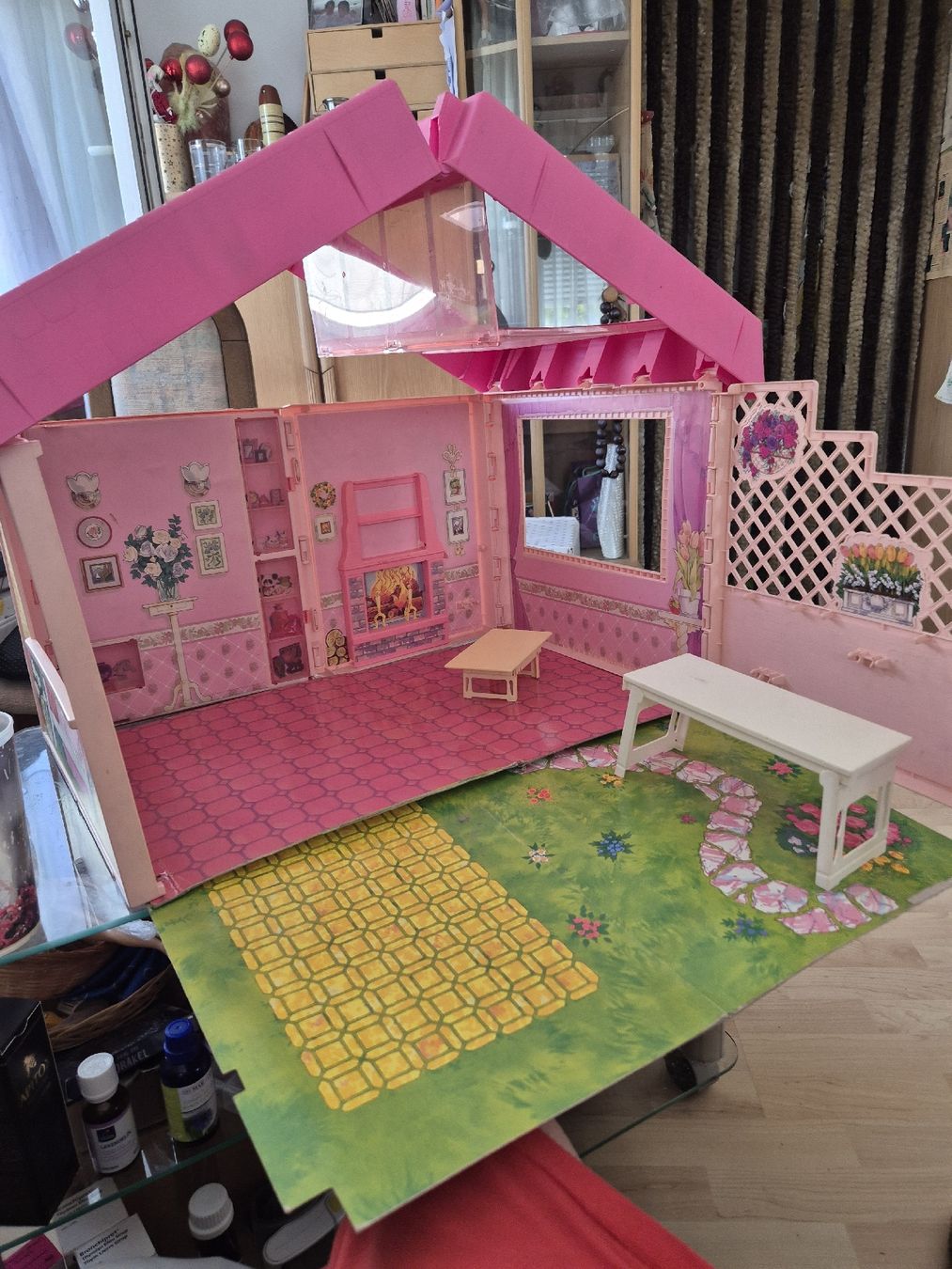 Barbie Case e mobili per bambole: Barbiehaus ca. 1992 ohne Möbel – Usato da Aarau venduto da Goldwitch 1