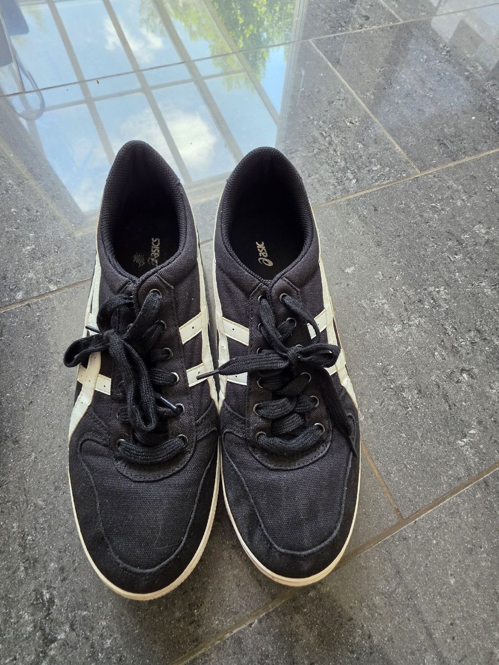 Scarpe da uomo: NIKE, CAT und Asics gr. 45/46 – Usato da Würenlos venduto da Nigginiggi 3