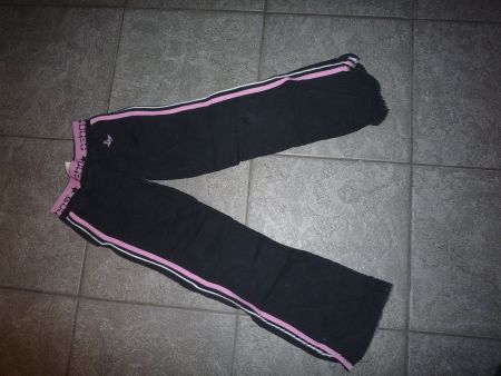 JOGGING-HOSE GRÖSSE 104-110
