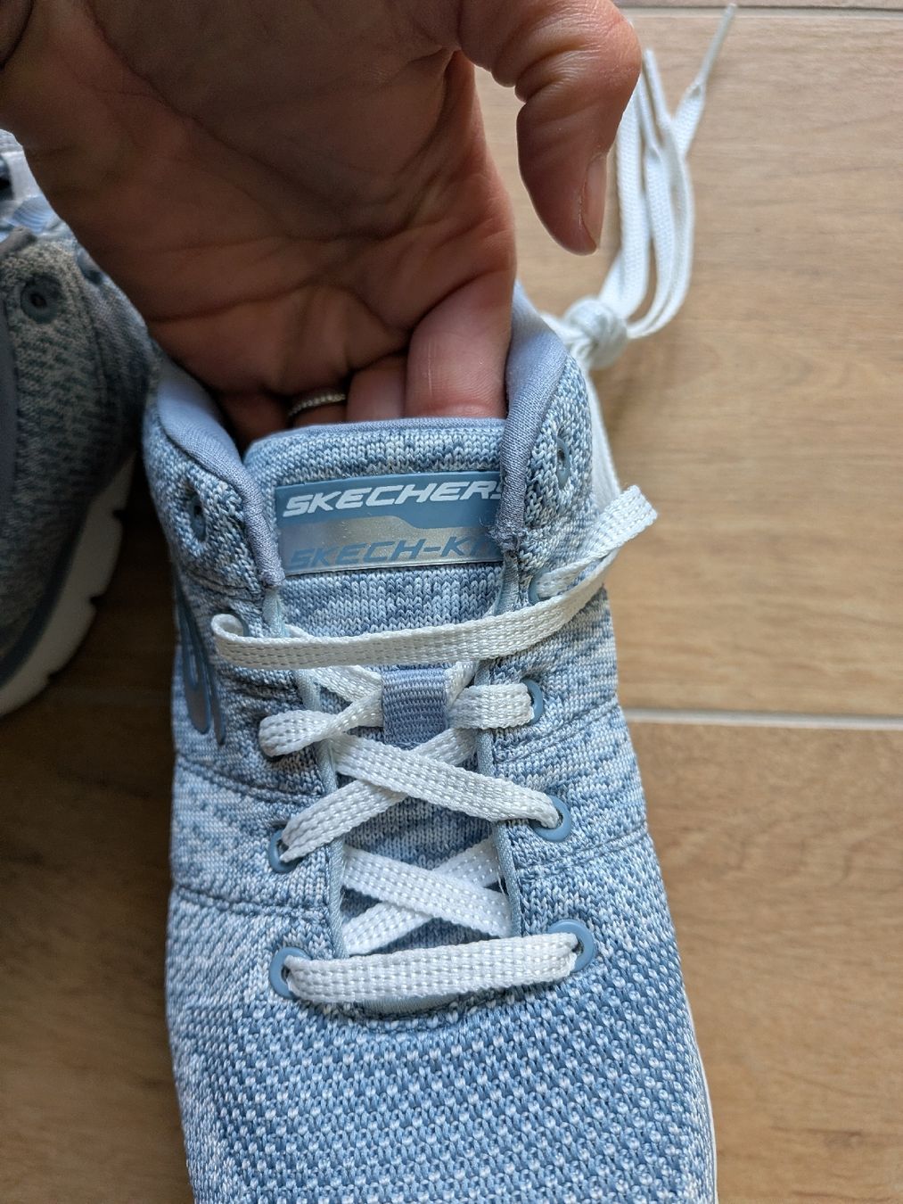 Skechers Damenschuhe: Sketchers Air-cooled memory foam Grösse 36 – Gebraucht aus Eschenbach SG von SanFranciscoCalifornia 2