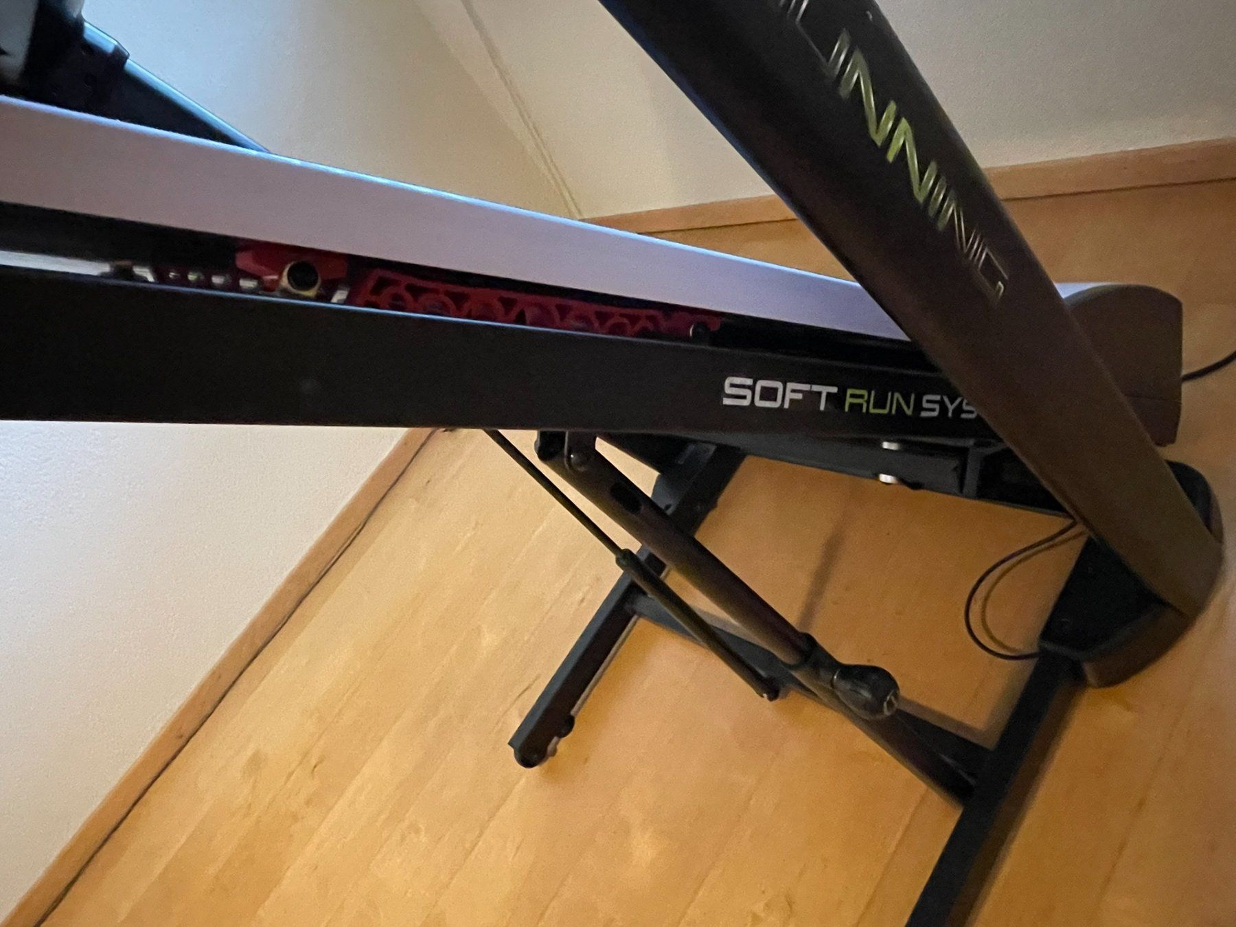 Hometrainer: Crane Laufband - Soft Run System – Gebraucht aus Hettlingen von Gampers27 4