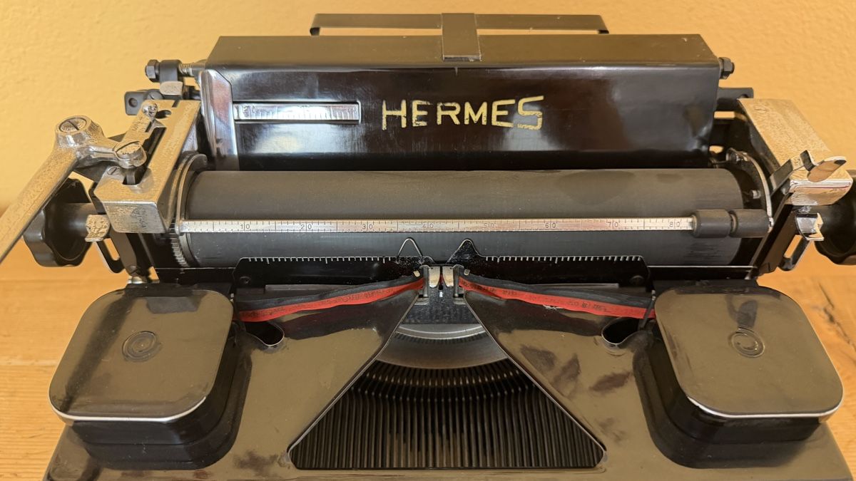 Hermès Macchine da scrivere: Hermes Schreibmaschiene – Difettoso da Rüti ZH venduto da second.life 2