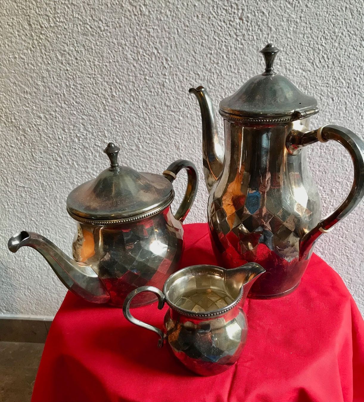 Théières: ENSEMBLE THEIERE CAFETIERE ET POT A LAIT – D'occasion à Losone par courrier 5