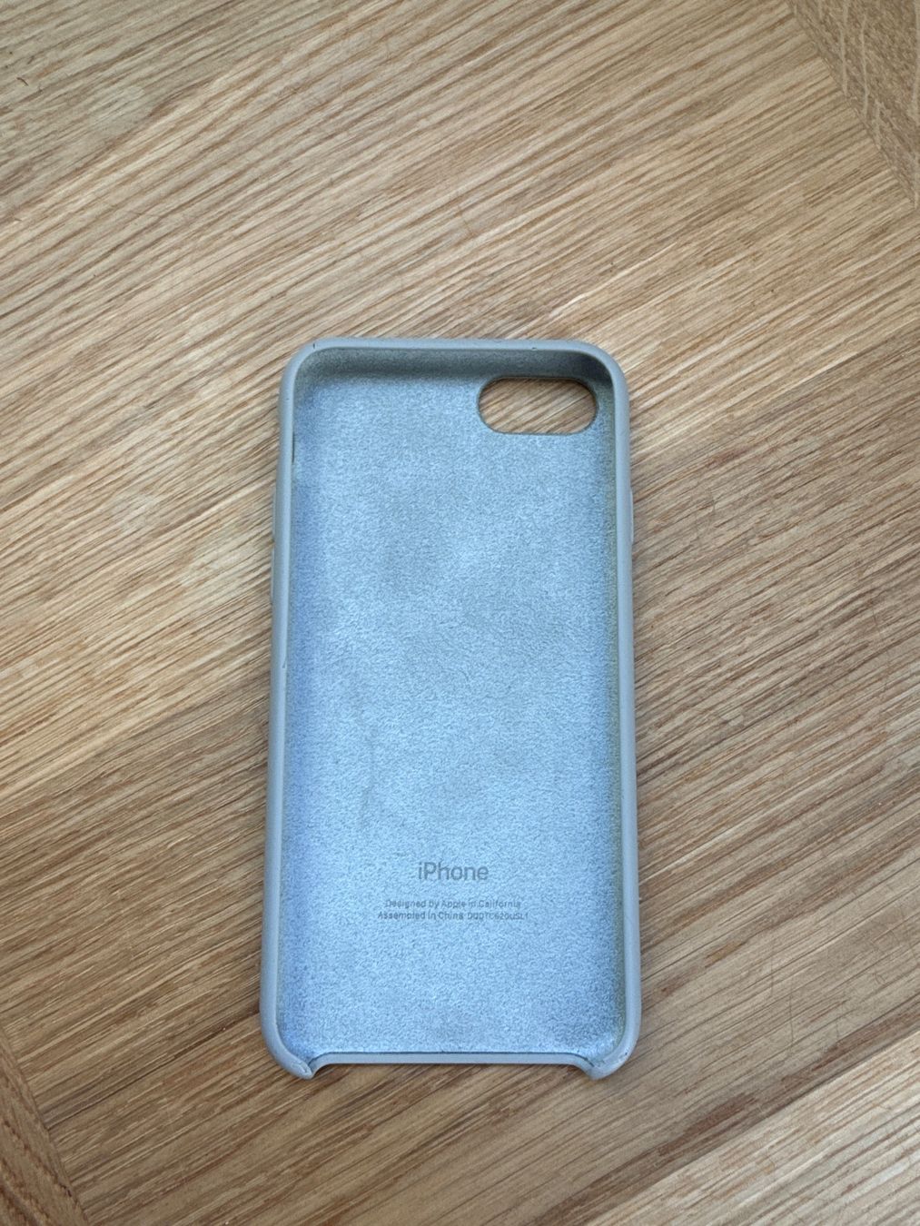 Apple Cover & Protezioni schermo: Diverse iPhone Hüllen – Usato da Basel venduto da Portfolio7 7