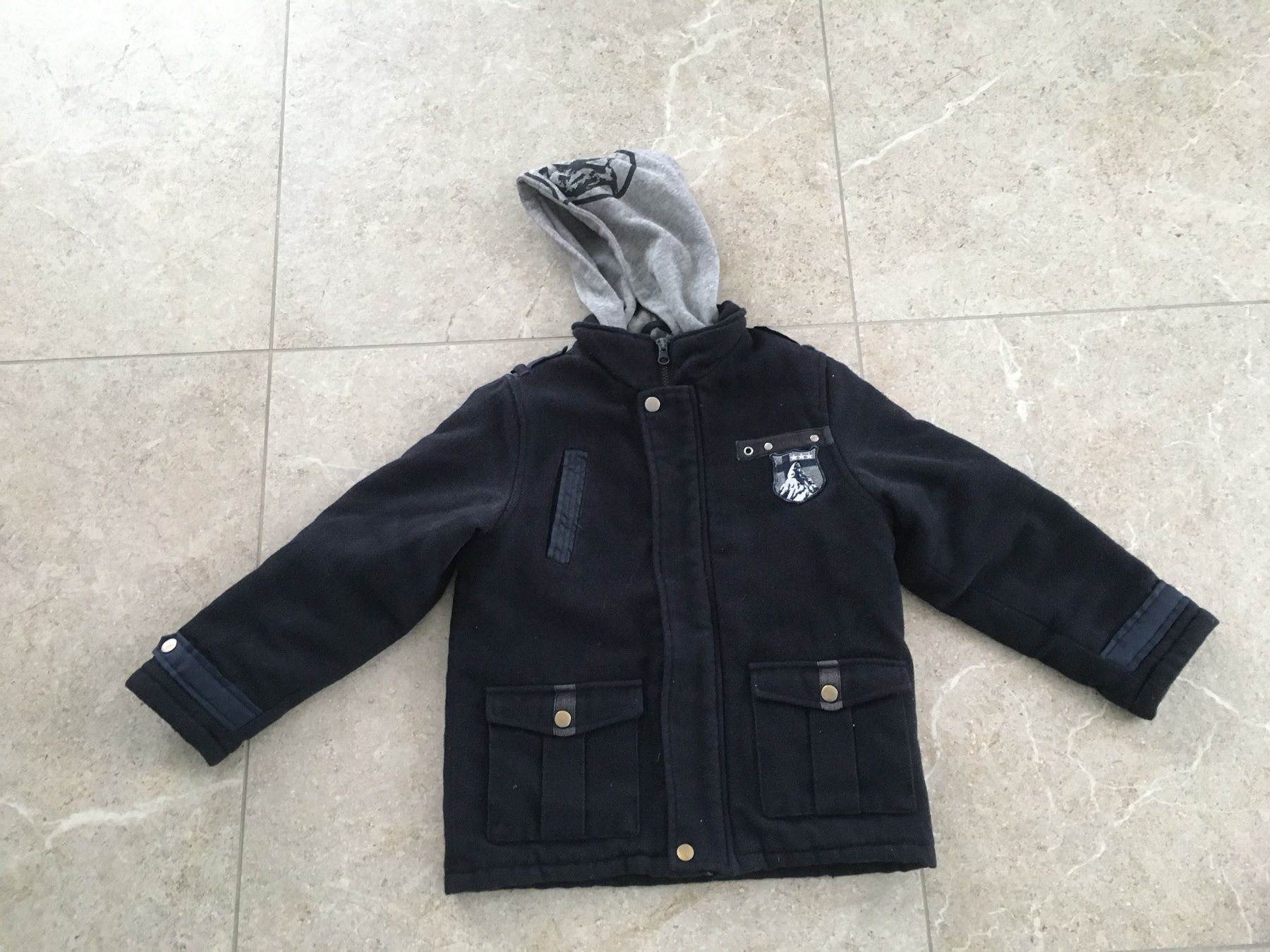 Giacche & Cappotti: Coole Woll Winterjacke Gr. 128 – Usato da Gächlingen venduto da Tara_devi