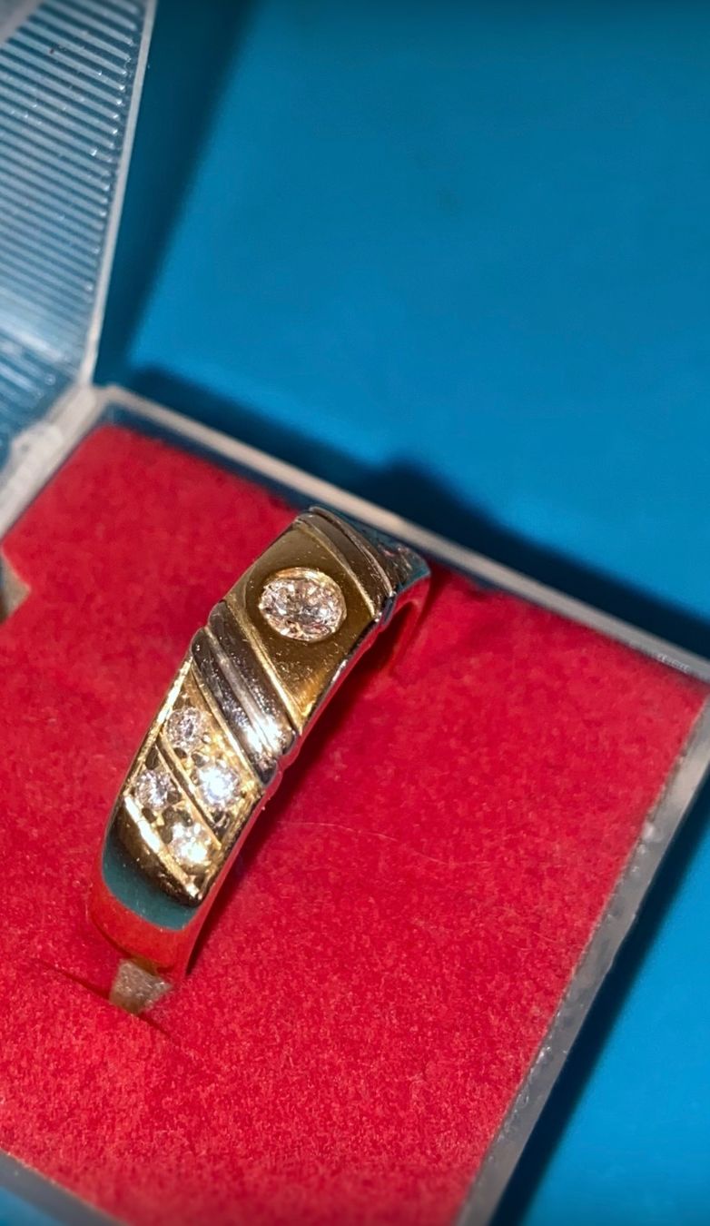 Anelli: Goldring 750 mit Brillanten  Grösse 64 – Usato da Zuchwil venduto da janoloo